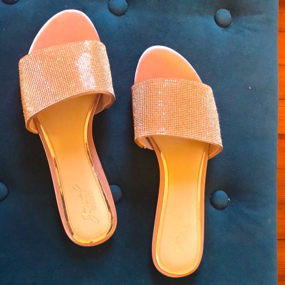 Sparkling sandal